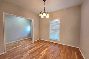 6 Sunflower Cir, New Braunfels, TX 78130 - Photo 3