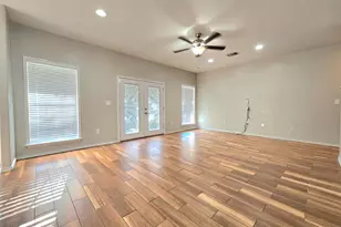 6 Sunflower Cir, New Braunfels, TX 78130 - Photo 5