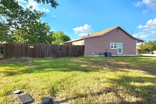 6 Sunflower Cir, New Braunfels, TX 78130 - Photo 29