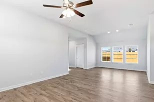 13428 Barn Chime St, Elgin, TX 78621 - Photo 7