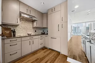 360 Nueces St, Austin, TX 78701 - Photo 5