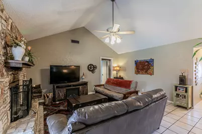 302 S Mount Rushmore Drive, Cedar Park, TX 78613 - Photo 5