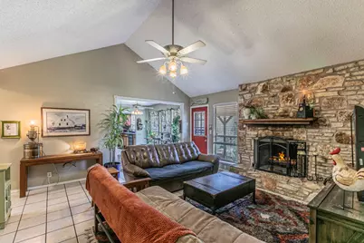 302 S Mount Rushmore Drive, Cedar Park, TX 78613 - Photo 3