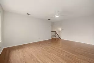 8905 Bridgewood Trail, Austin, TX 78729 - Photo 23