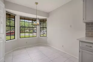 8905 Bridgewood Trail, Austin, TX 78729 - Photo 15