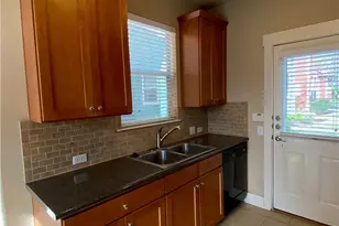 1601 Miriam Ave, Austin, TX 78702 - Photo 5