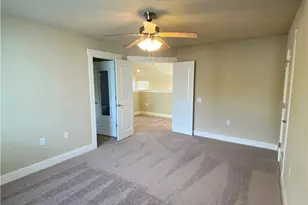 1601 Miriam Ave, Austin, TX 78702 - Photo 17