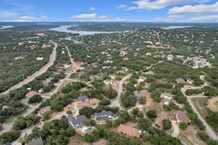 501 Alva Dr, Briarcliff, TX 78669 - Photo 31