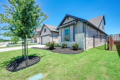 229 Canyoncrest Way, Liberty Hill, TX 78642 - Photo 3