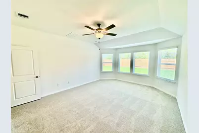 174 Coopers Hawk Crest, Cedar Creek, TX 78612 - Photo 3