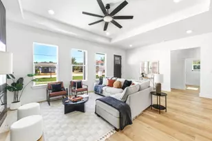 109 Kawainui Ln, Bastrop, TX 78602 - Photo 7