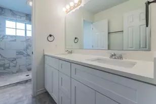 1102 W Park St, Cedar Park, TX 78613 - Photo 23