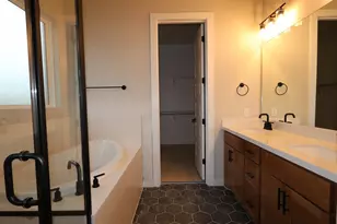 288 Bishop Wood Rd, Dripping Springs, TX 78620 - Photo 11