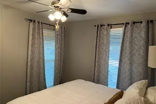 512 Krebs Ln, Austin, TX 78704 - Photo 11