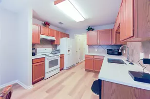 7011 Thannas Way, Austin, TX 78744 - Photo 5