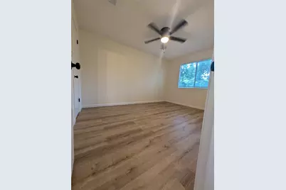 13303 Lyndhurst Street #B, Austin, TX 78729 - Photo 13