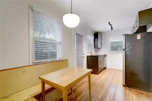 1110 W 22nd St, Austin, TX 78705 - Photo 7
