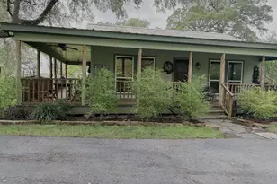 425 Willow Springs Rd, Fayetteville, TX 78940 - Photo 1