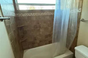 1313 Delano St, Austin, TX 78721 - Photo 15