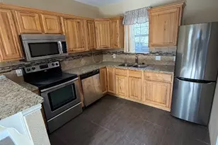 1313 Delano St, Austin, TX 78721 - Photo 13