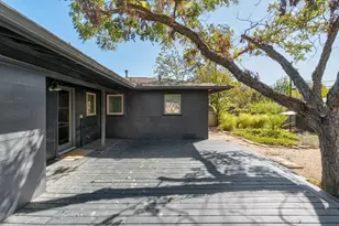 1303 Glencrest Dr, Austin, TX 78723 - Photo 23