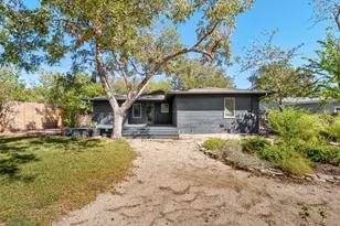 1303 Glencrest Dr, Austin, TX 78723 - Photo 19