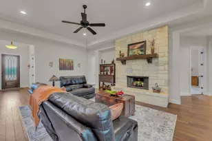 121 Umbrella Sky, Liberty Hill, TX 78642 - Photo 5