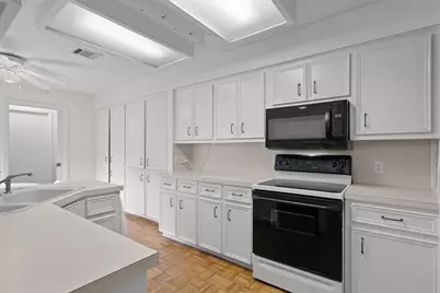 5724 N Scout Island Circle, Austin, TX 78731 - Photo 23