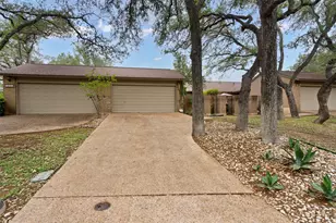 5724 N Scout Island Cir, Austin, TX 78731 - Photo 11