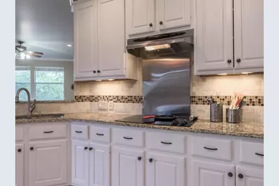 3404 Lyon Club Court, Austin, TX 78738 - Photo 9