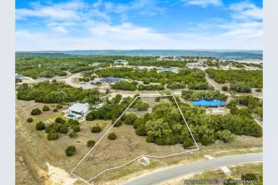 1718 Paradise Parkway, Canyon Lake, TX 78133 - Photo 13