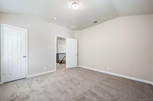 1310 Parmer Ln, Austin, TX 78727 - Photo 13
