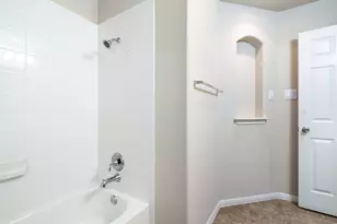 1310 Parmer Ln, Austin, TX 78727 - Photo 11