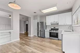 5501 S Hearsey Dr, Austin, TX 78744 - Photo 5