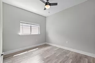 5501 S Hearsey Dr, Austin, TX 78744 - Photo 11