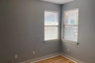 7205 Tybalt St, Austin, TX 78741 - Photo 9