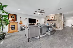 11133 Pinehurst Dr, Austin, TX 78747 - Photo 5