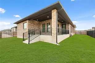 135 Plumbago Loop, Bastrop, TX 78602 - Photo 23