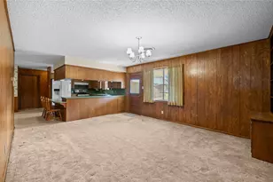 674 N Polk St, Giddings, TX 78942 - Photo 7