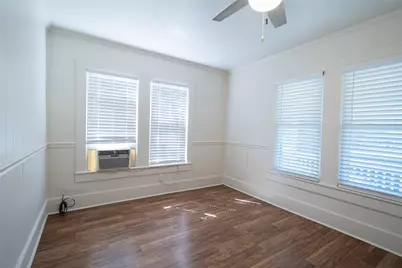 603 S Laurel Avenue, Luling, TX 78648 - Photo 15