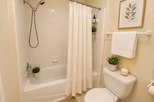 2529 Rio Grande St, Austin, TX 78705 - Photo 11