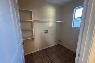 120 Salado Dr, Kyle, TX 78640 - Photo 7