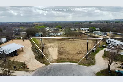104 Sun Cove, Kyle, TX 78640 - Photo 1