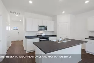 215 Constanza Trl, Bastrop, TX 78602 - Photo 5