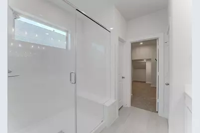 140 Bloomington Loop, Hutto, TX 78634 - Photo 13