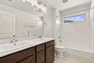 140 Bloomington Loop, Hutto, TX 78634 - Photo 29
