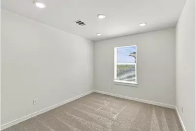 140 Bloomington Loop, Hutto, TX 78634 - Photo 25