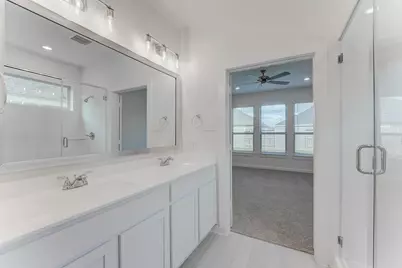 140 Bloomington Loop, Hutto, TX 78634 - Photo 17