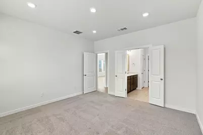 140 Bloomington Loop, Hutto, TX 78634 - Photo 13