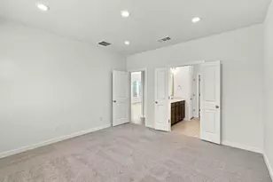 140 Bloomington Loop, Hutto, TX 78634 - Photo 13
